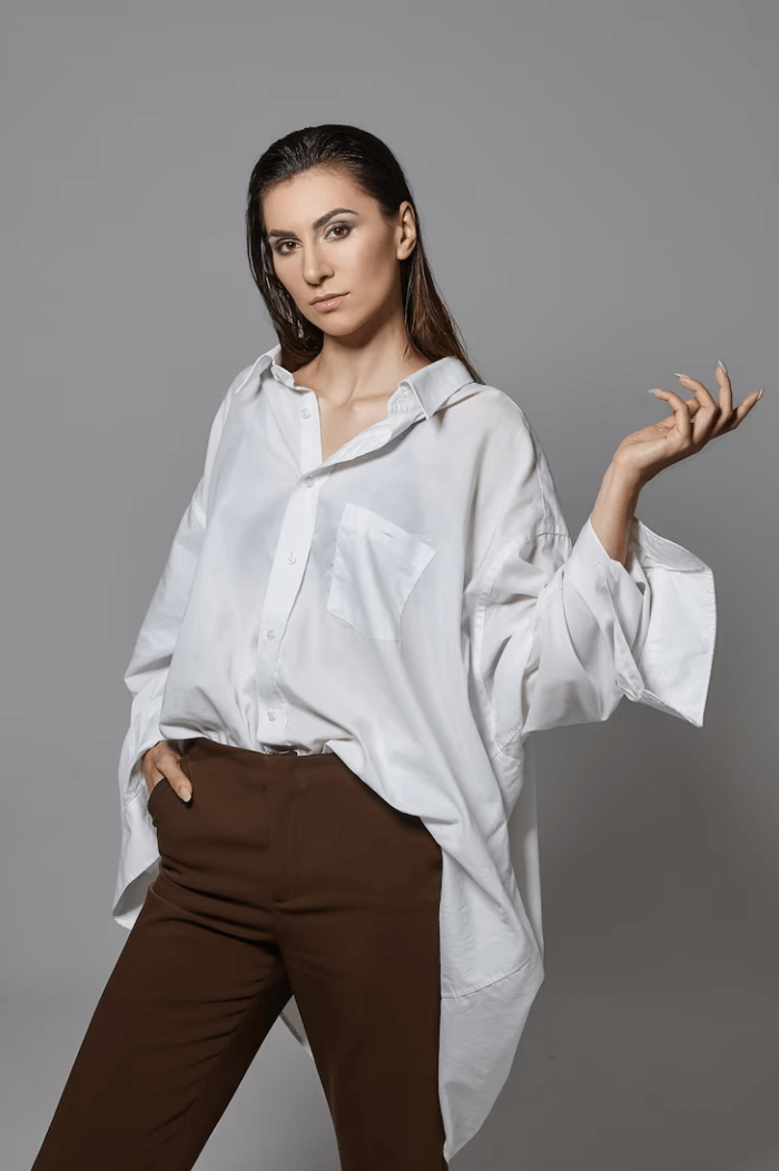 Wholesale Women's Fashion Blouses: Navigating the World of Chic Apparel - Blog KakaClo